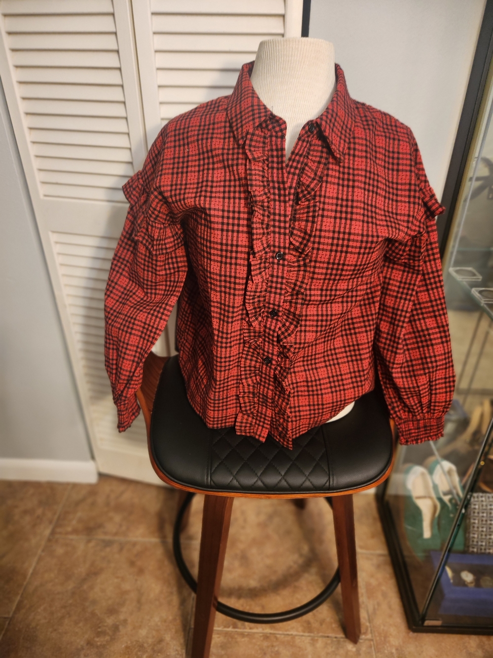 Red Plaid Ruffle Button-Front Women's Shirt - Picture 8 of 8